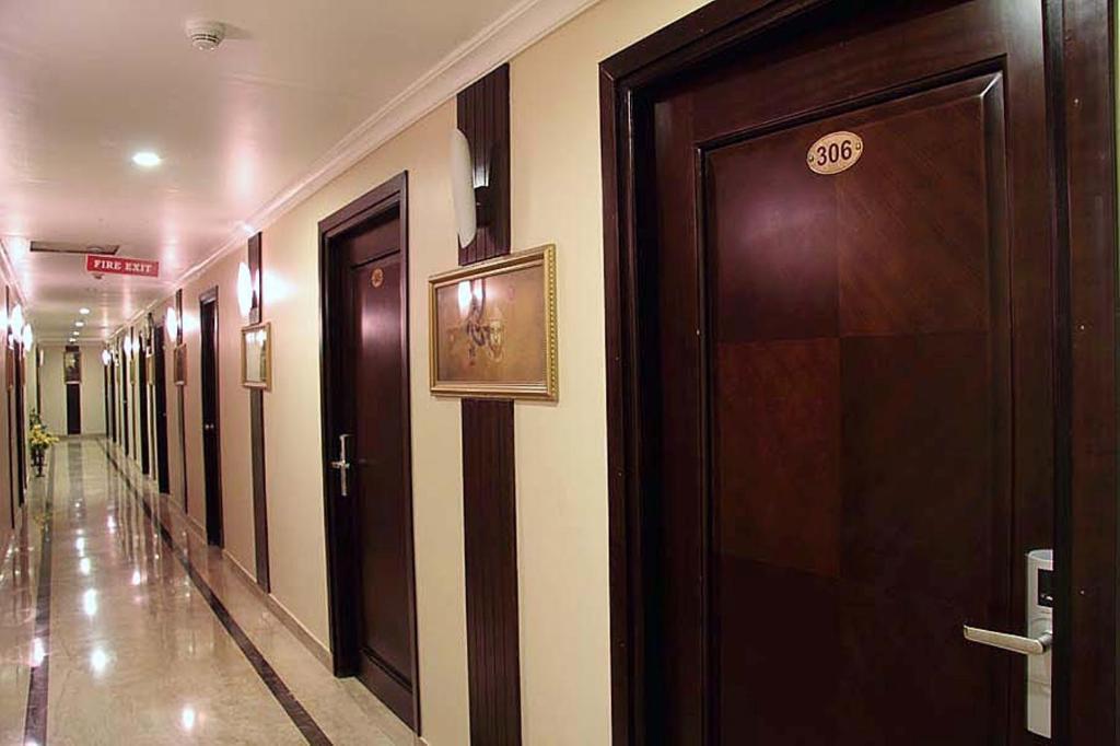 Gold Leaf Hotel Udaipur Exterior foto